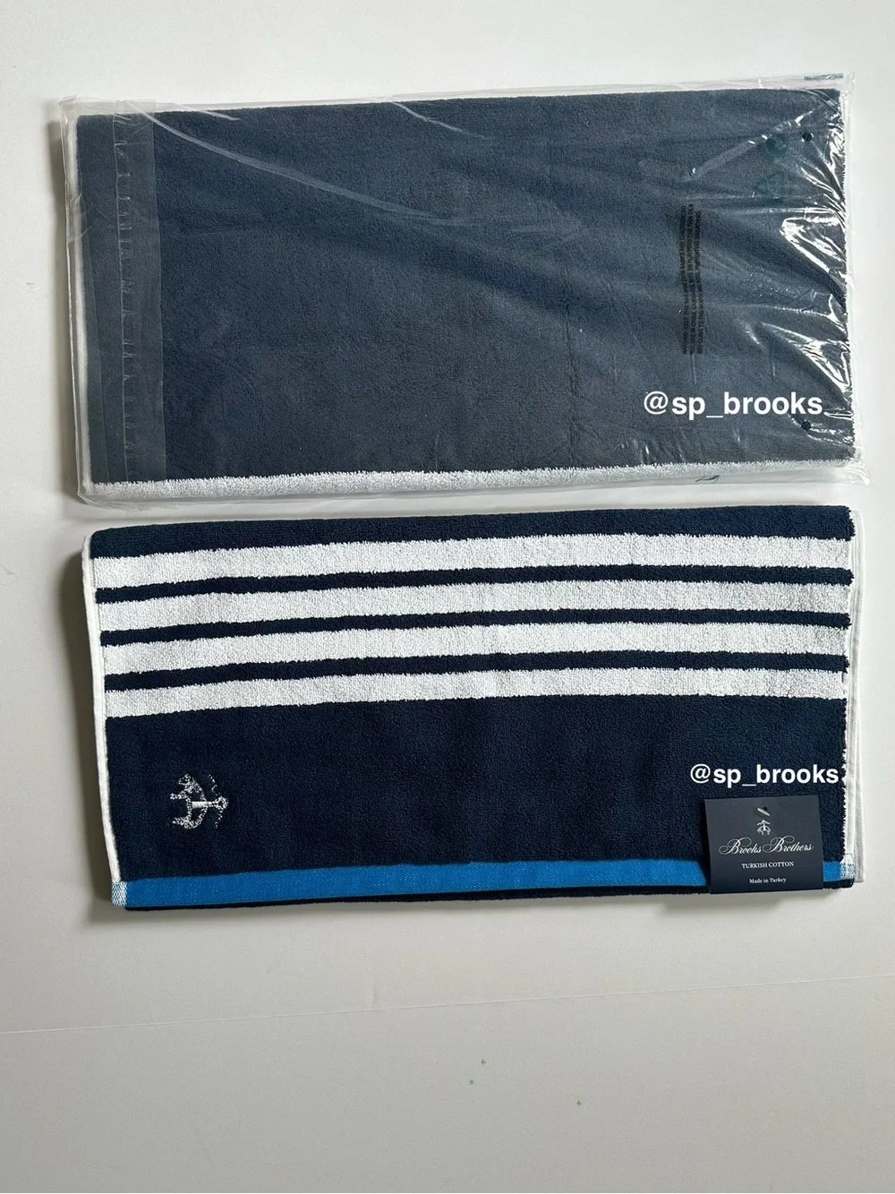 🎁2PC Brooks Brothers Bath Mats - Turkish Cotton Bath Mats - Stripe - 30.5x19.5
